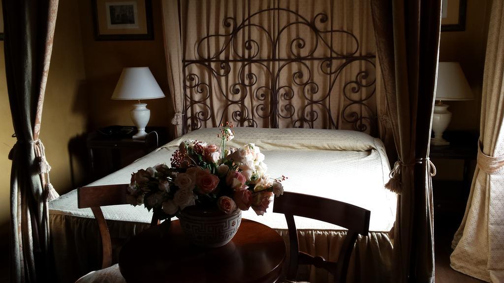 Hotel Torre Di San Martino 가졸라 디 리발타 외부 사진
