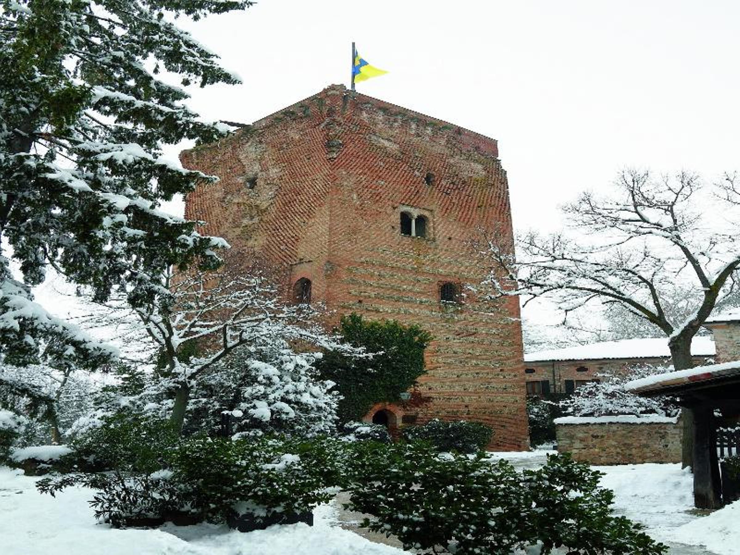 Hotel Torre Di San Martino 가졸라 디 리발타 외부 사진