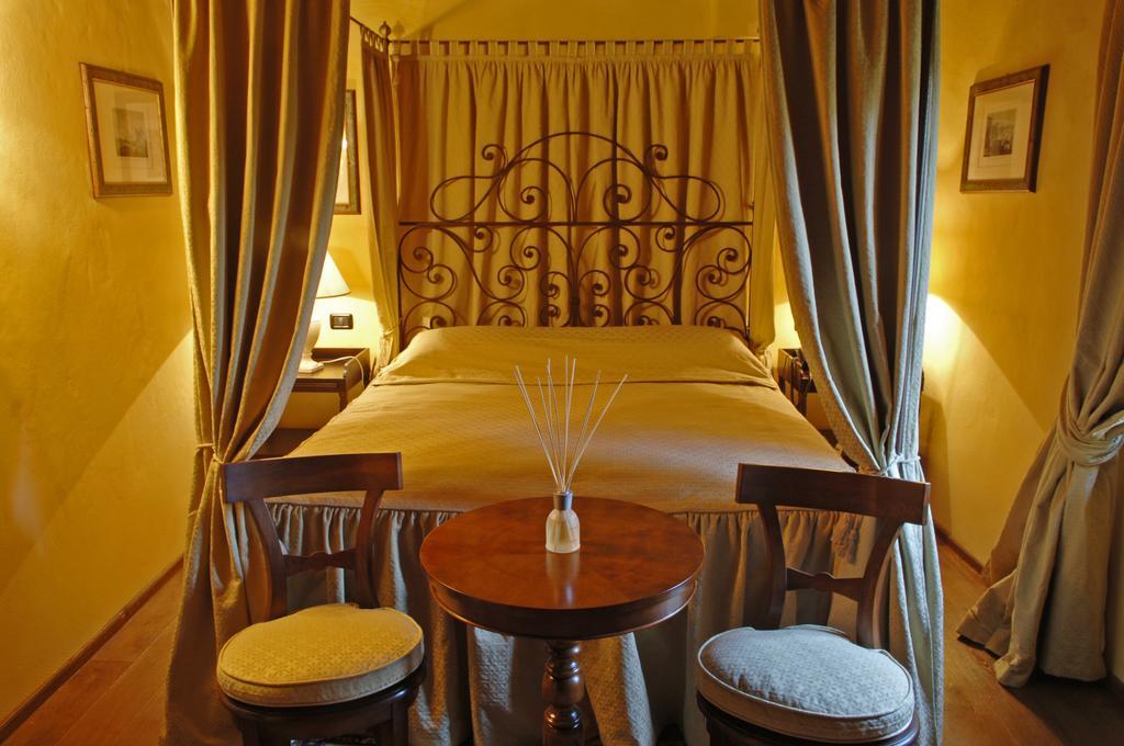 Hotel Torre Di San Martino 가졸라 디 리발타 외부 사진